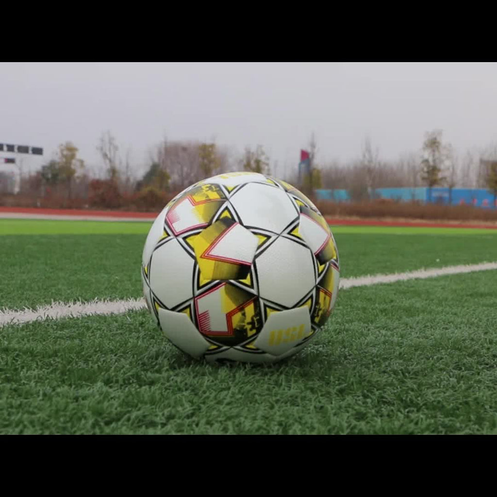 New Thickened PU Leather Seamless Heat-Sealed Soccer Ball